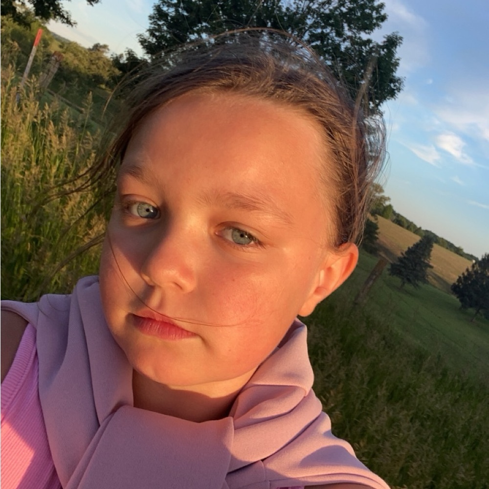 Meet your Posher, Eila